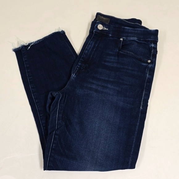 Mother Women's High Waisted Looker Ankle Fray Jeans In Tongue and Chic - Picture 15 of 15